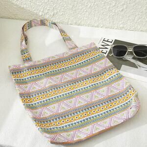 Geometric Stripe Print Lightweight Foldable Tote Bag